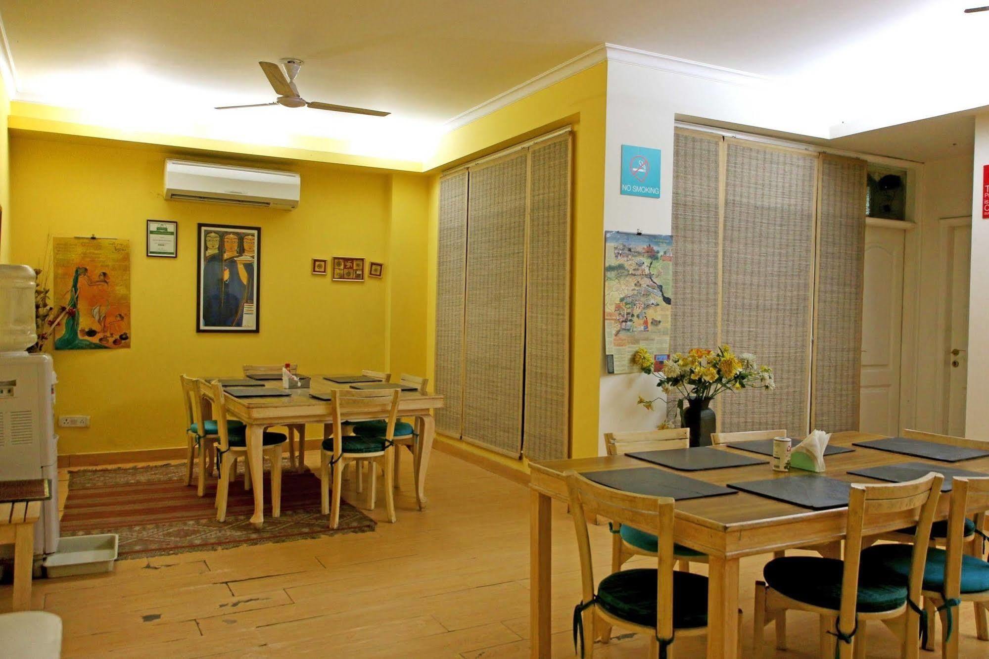 Bed and Breakfast Colonel'S Retreat At The Airport Nové Dillí Exteriér fotografie