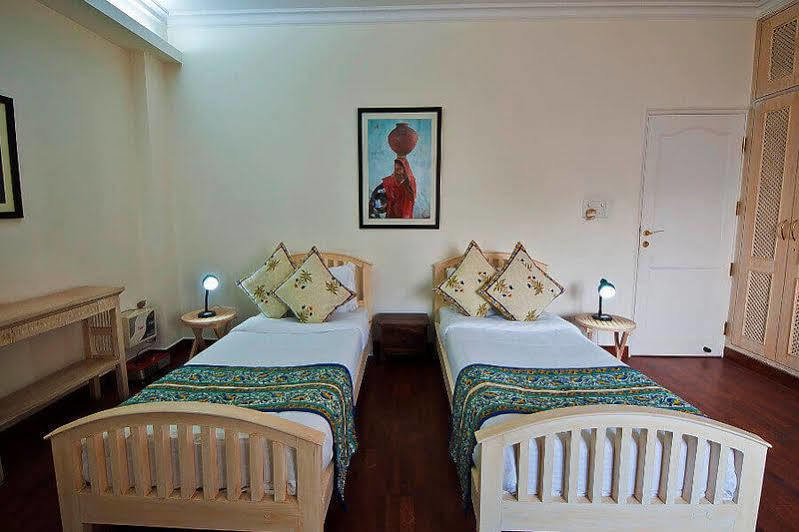 Bed and Breakfast Colonel'S Retreat At The Airport Nové Dillí Exteriér fotografie